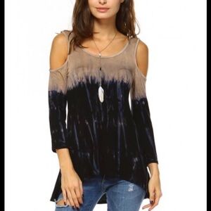 Cold shoulder mocha and black top